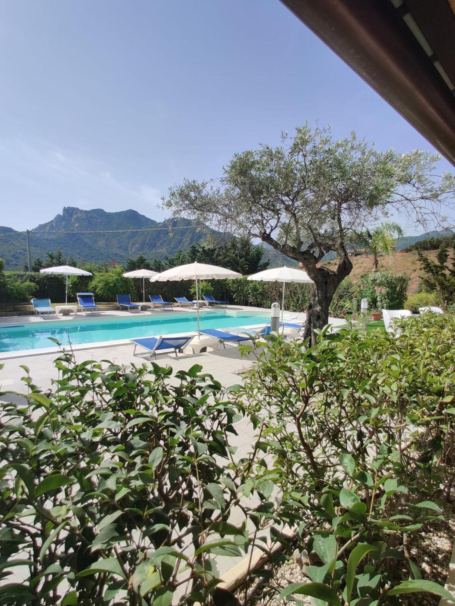 Natur Hotel Tanca Cardedu Buitenkant foto