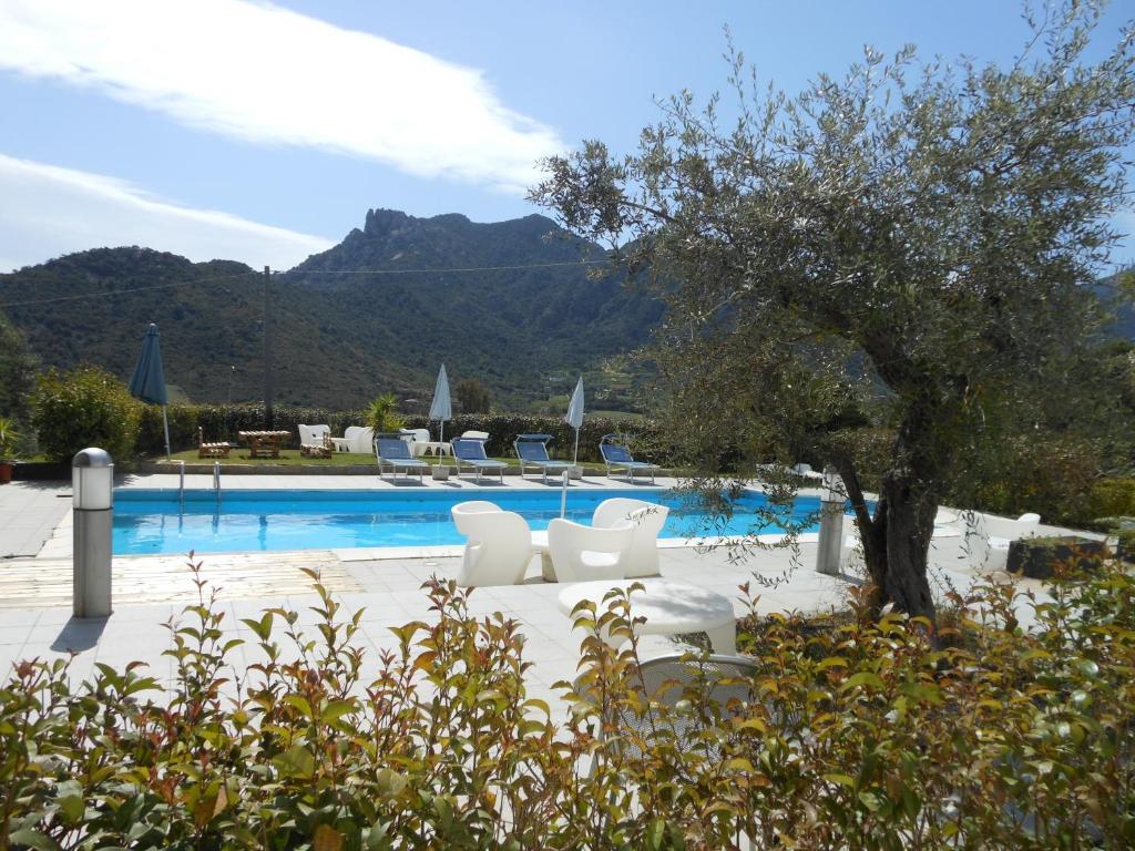 Natur Hotel Tanca Cardedu Buitenkant foto